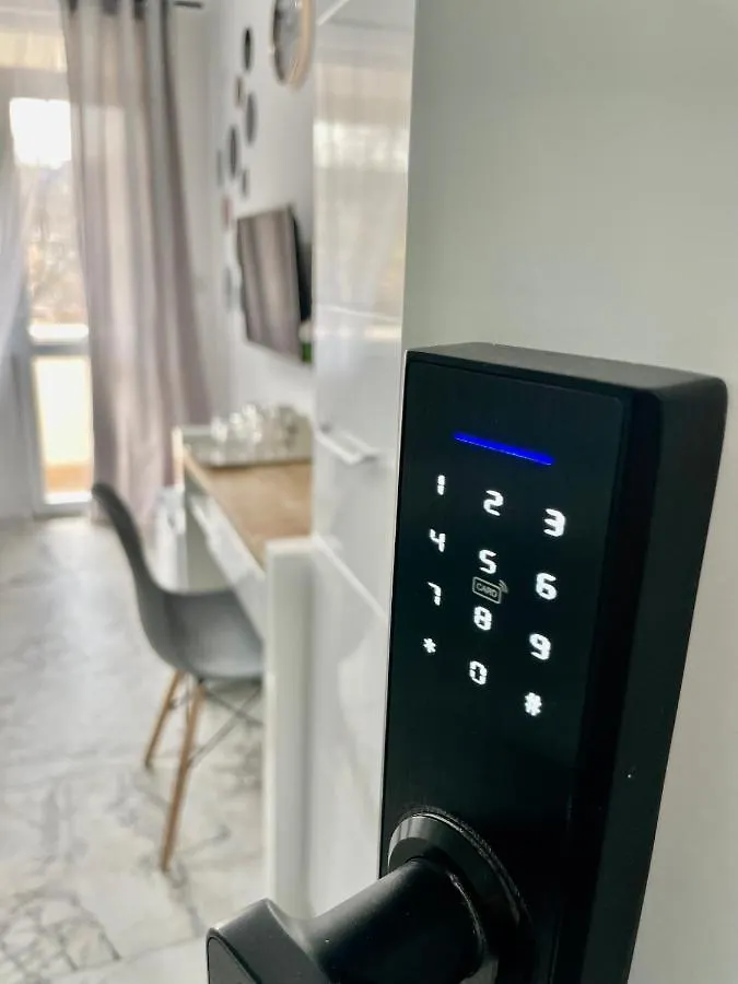 Glassroom- Самостоятелна Стая Private Room Варна Апартаменты